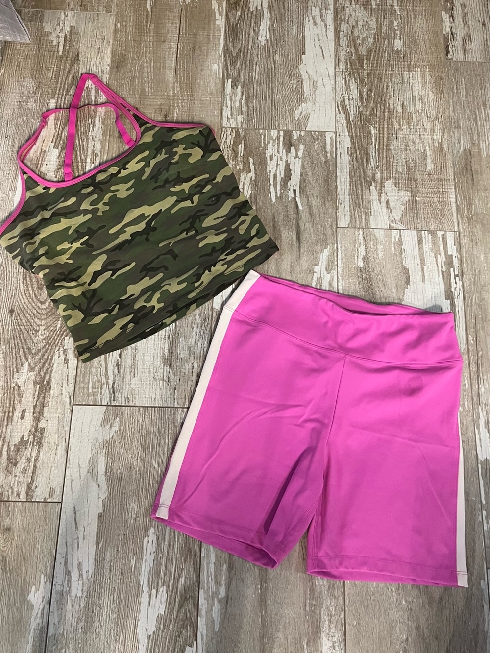 EUC💗PINK Victorias Secret Outfit(L) - Pink Bike Shorts/Camo&Pink Sport Bra Tank!